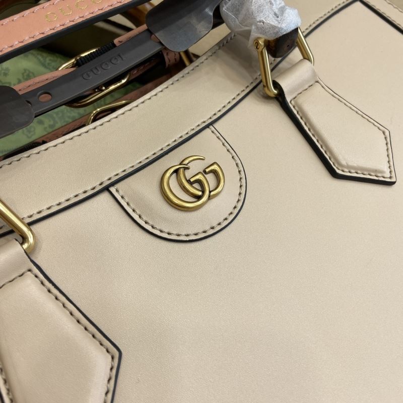 Gvc*1 tote bags
